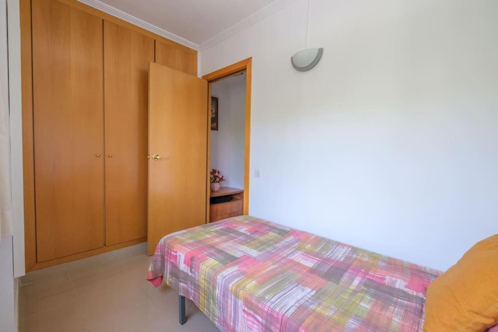 Apartamento En Complejo Residencial, Con Piscina. Salou Luaran gambar