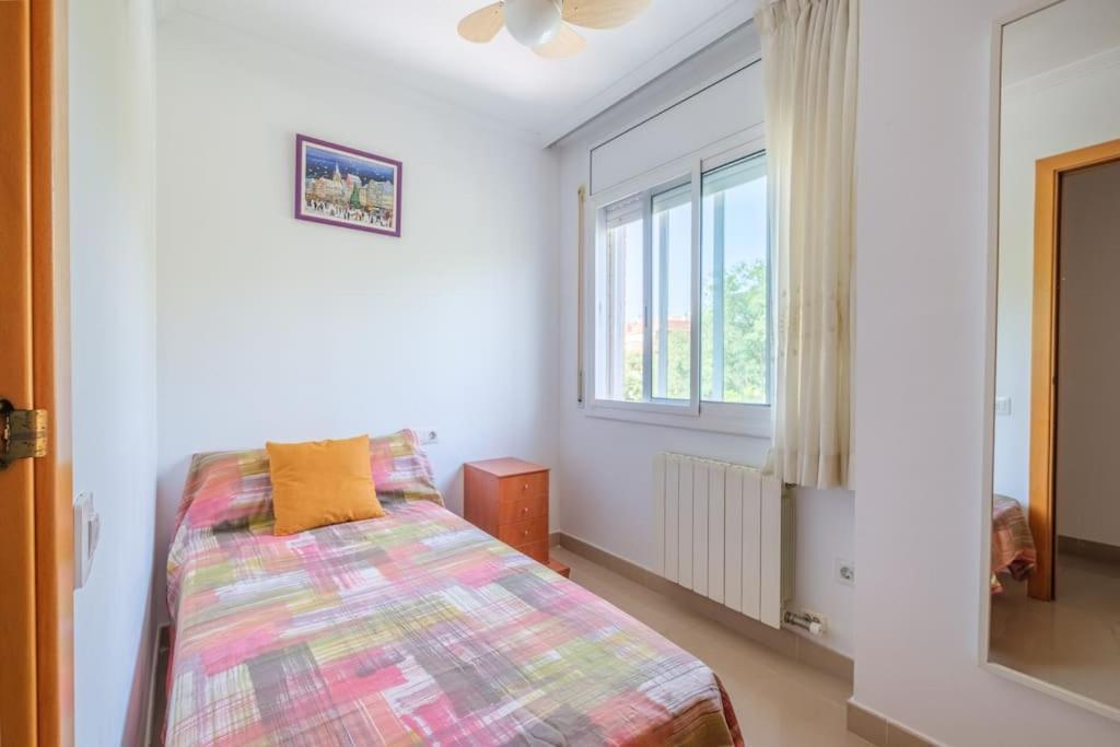 Apartamento En Complejo Residencial, Con Piscina. Salou Luaran gambar